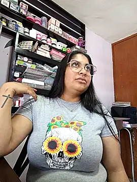 Yamilka-Reyes Live XXX Chat