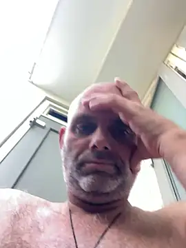 Pascal-1976 Live XXX Chat