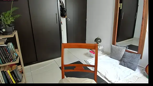Chatroom XXX en direct de natt_op