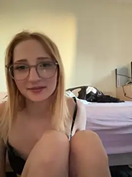 LauraundSteve_ Adlı Modelin Canlı XXX Sohbeti
