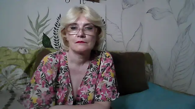 Catty_Lady Chat XXX in diretta