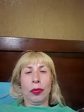 SelinaLovqx: онлайн-секс-чат