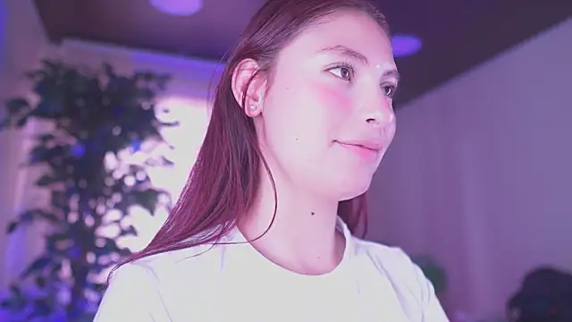 Rebecah_1のライブXXXチャット