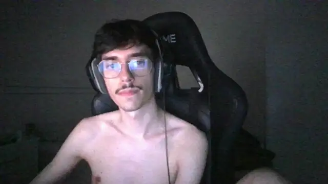Živý XXX chat gabrielNovin17cm