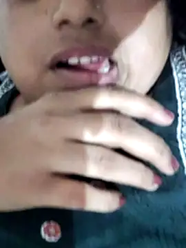 Chat XXX en directo de Hot_indian_Milf