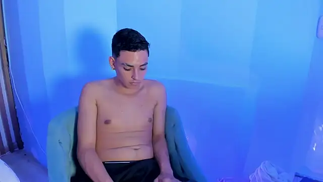 צ'אט XXX בשידור חי של JustNova_