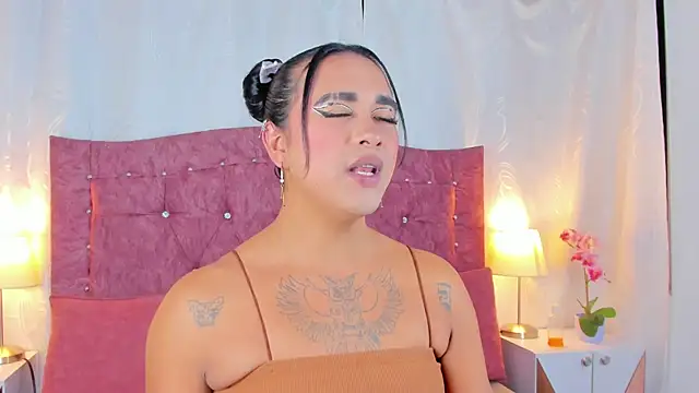 Chat +18 de Sofia_Cordero ao vivo