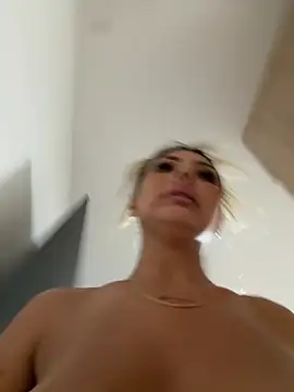 SALOOMEE__ Adlı Modelin Canlı XXX Sohbeti