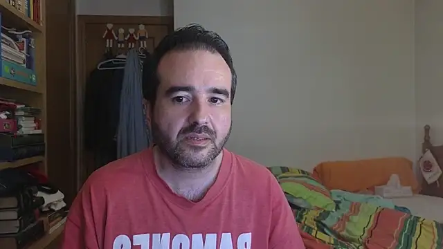 curiosillo83's Live XXX Chat