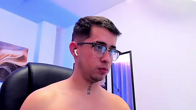 Tommas_Jhonson 라이브 XXX 채팅