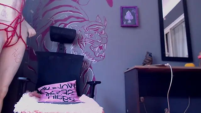 Regina_Iris Chat XXX in diretta