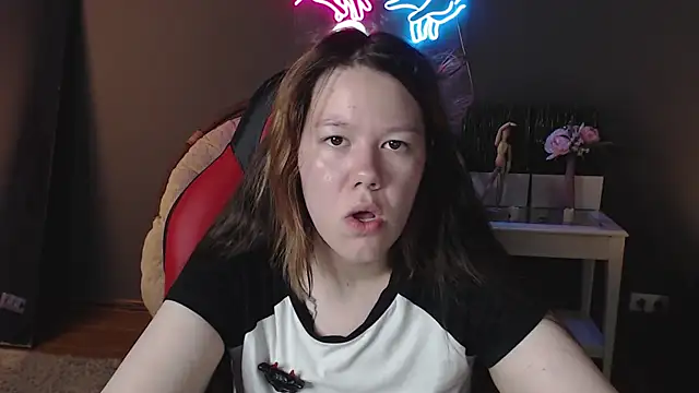 Živý XXX chat Nabi_Brown