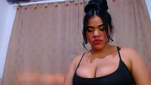 Bicky_24 live XXX chat
