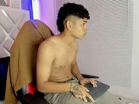 nova_mitchell7 live XXX chat