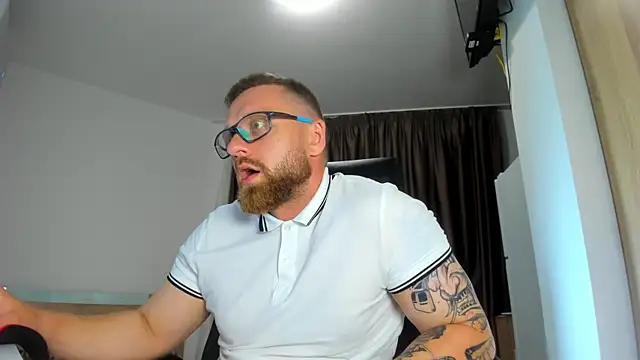 Findom_guy's Live XXX Chat