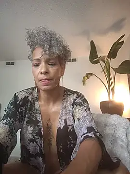 CeceilaMoon's Live XXX Chat