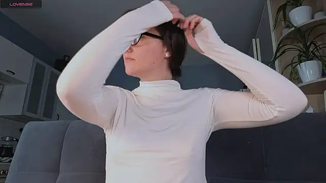 GoldenCrystall's Live XXX Chat