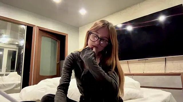 Živý XXX chat Sunshine_Kira