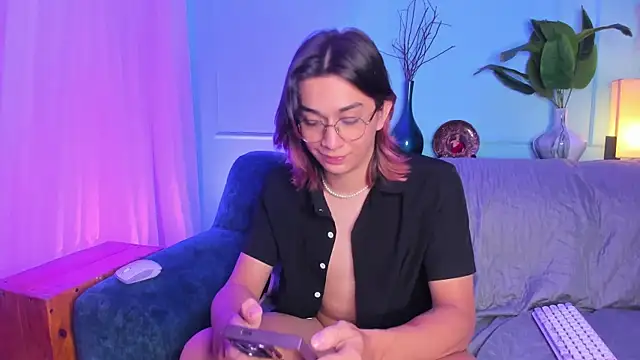 Živý XXX chat Keita_Moon