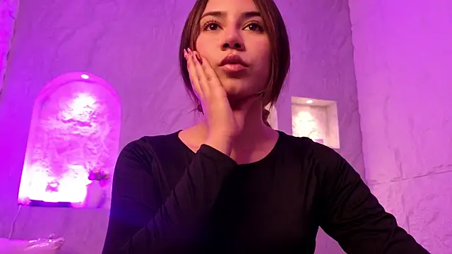 Andrea_Tx Adlı Modelin Canlı XXX Sohbeti