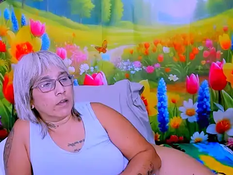 indianroxy live XXX chat