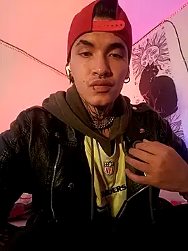 Chatroom XXX en direct de AlecBanne_