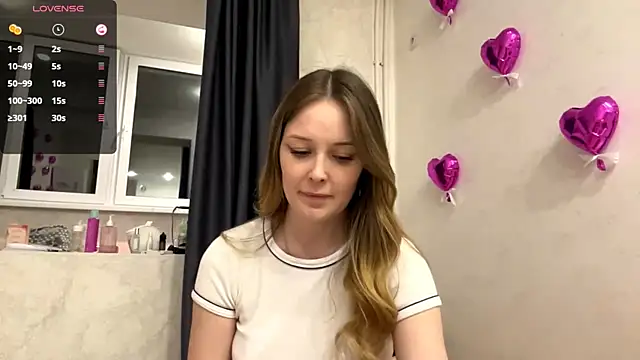 Chatroom XXX en direct de MarryMurietto