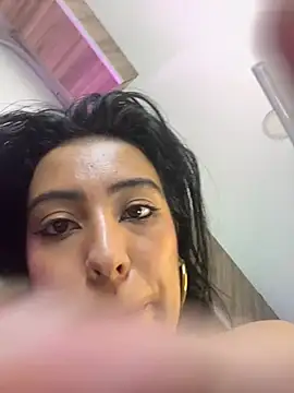 Chatroom XXX en direct de Jenifer_Lux