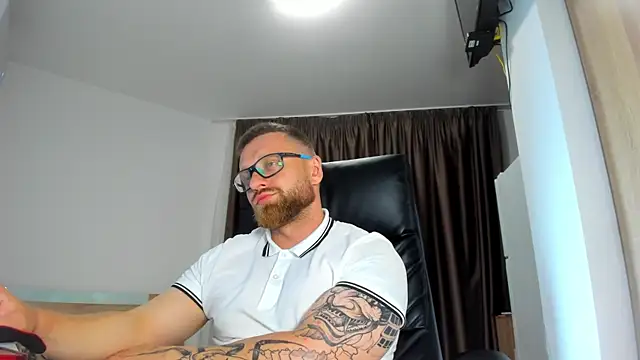 Živý XXX chat Findom_guy