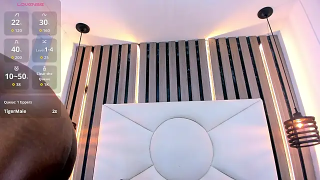 Natzuki_1 Adlı Modelin Canlı XXX Sohbeti