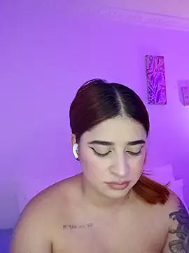 Chat +18 de martina_connor1 ao vivo