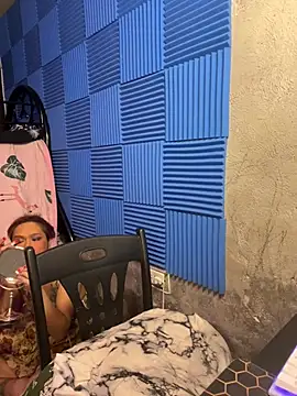 Bomb_Maddy Chat XXX live