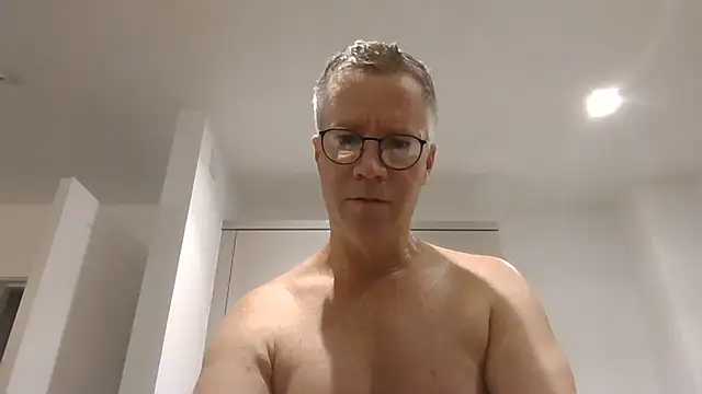 Chatroom XXX en direct de SinfulPulse69
