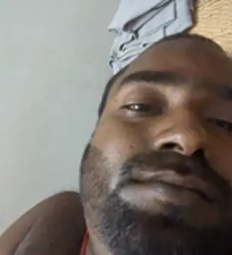 TinyBoy27 Show in webcam