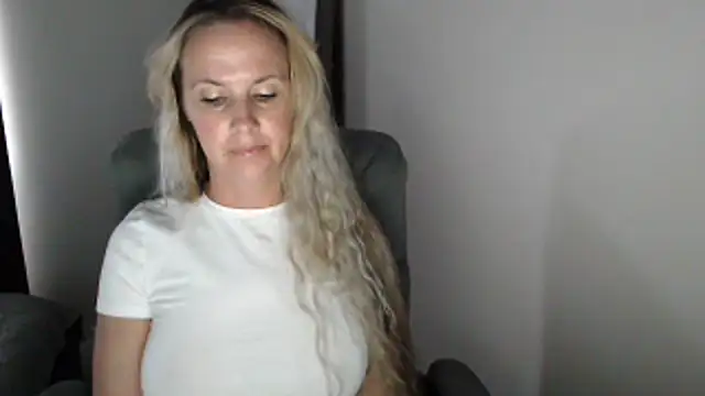 LoVe_On's Live XXX Chat