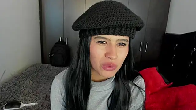 Sembang XXX Secara Langsung LatinaQueen23