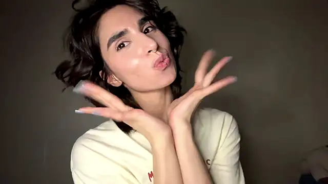 แชท XXX สดของ JessiaRuezga