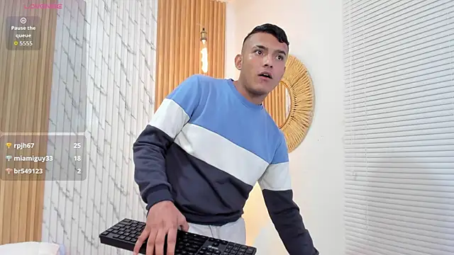 Chris_vega_'s Live XXX Chat