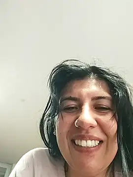 aisha_latina Chat XXX in diretta