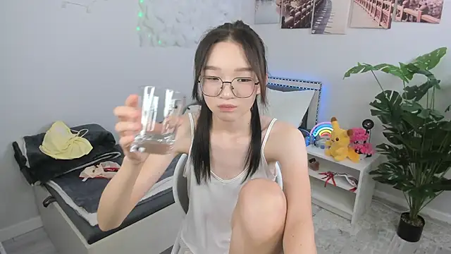 syuri_sun's Live XXX Chat