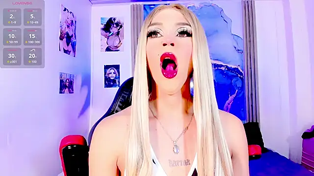 blonde_queen- élő XXX-chatje