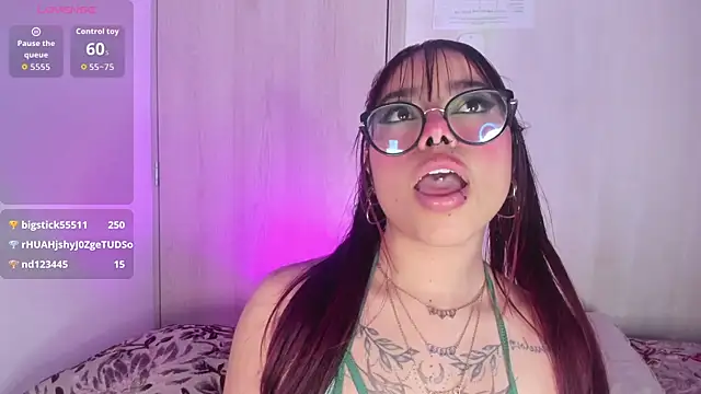 Little_natty_ Chat XXX live
