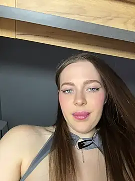 -SweetDi-n Live XXX chat