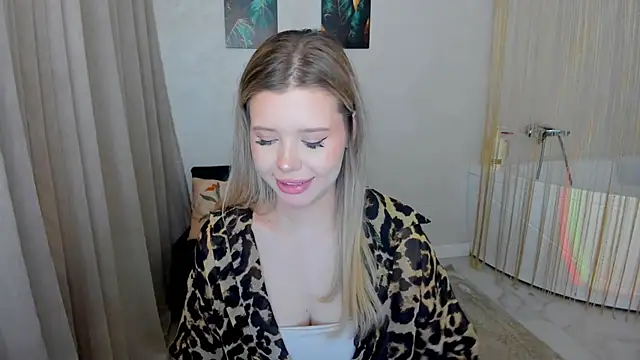 FollowLovee's Live XXX Chat