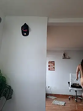 adele_69 élő XXX-chatje