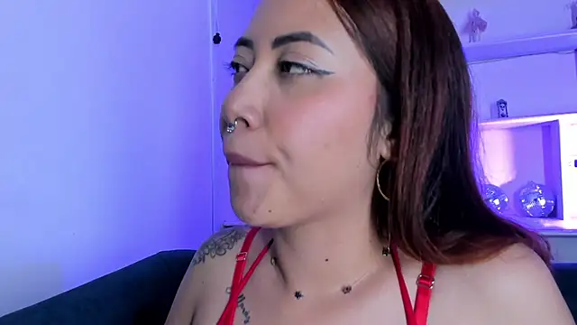 Saelivrae Adlı Modelin Canlı XXX Sohbeti