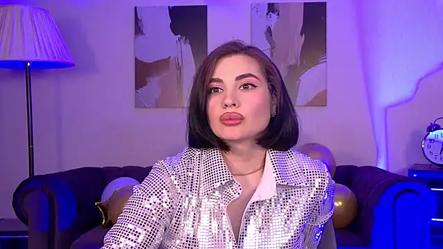 Chat XXX en directo de AdrianaToress