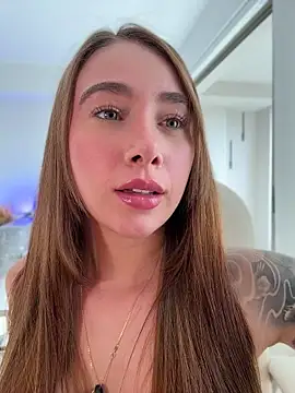 lanataylor_7 Adlı Modelin Canlı XXX Sohbeti