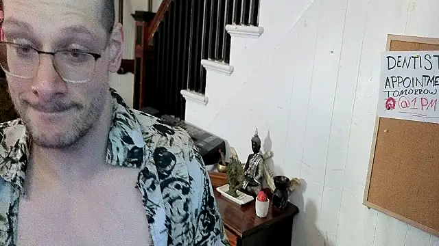 MasterDaddyCool élő XXX-chatje