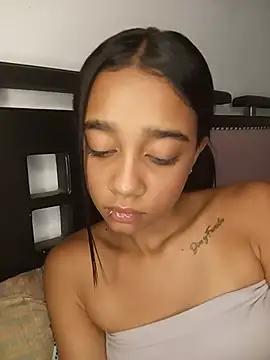 دردشة Zoe_Sweett18 الجنسية المباشرة